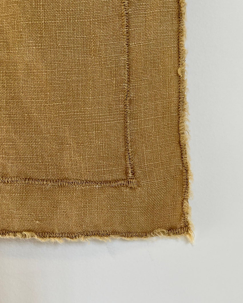 OLD GOLD 100% LINEN NAPKIN