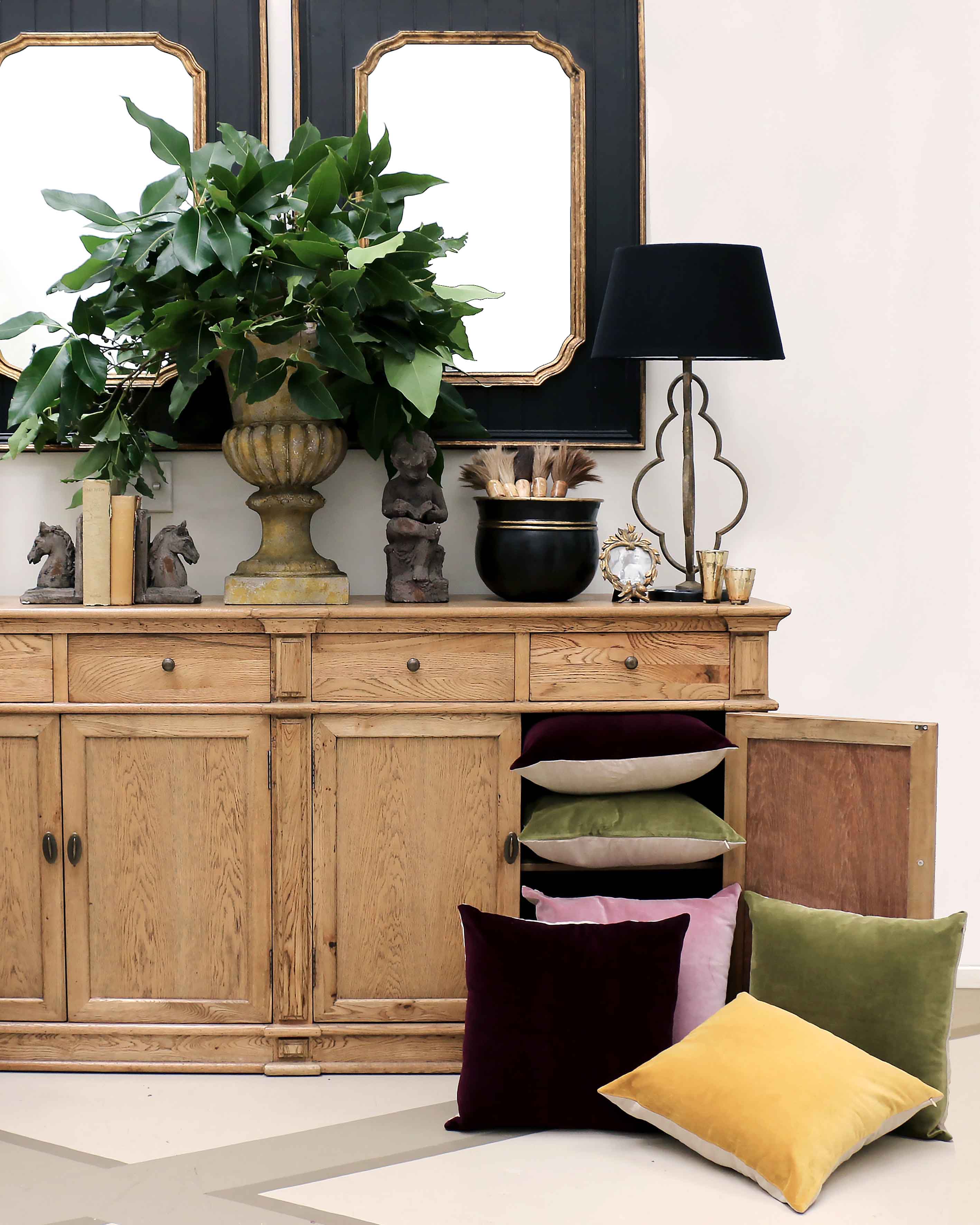 OLIVE GREEN VELVET CUSHION COVER WITH LINEN BACK 50 X 50