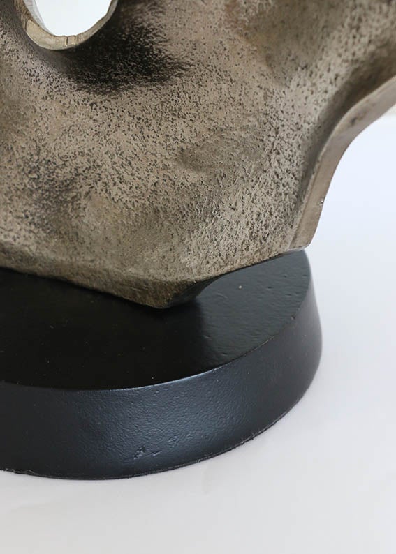 Scalloped Sculpture on Matt Black Stand