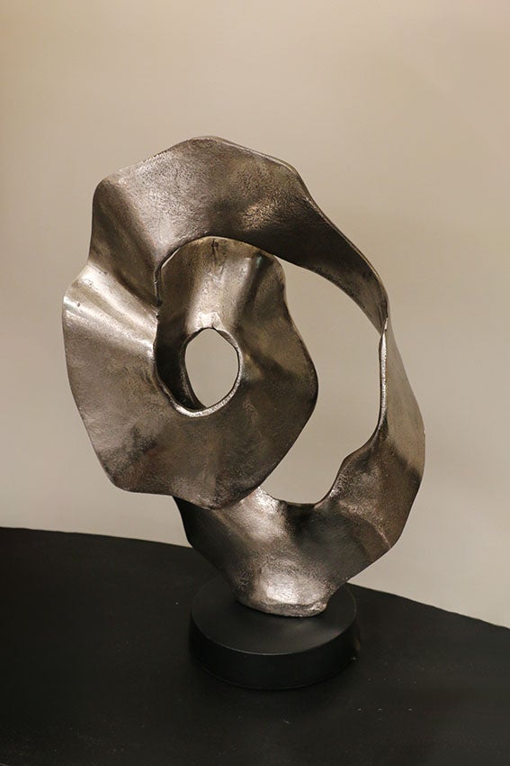 Scalloped Sculpture on Matt Black Stand