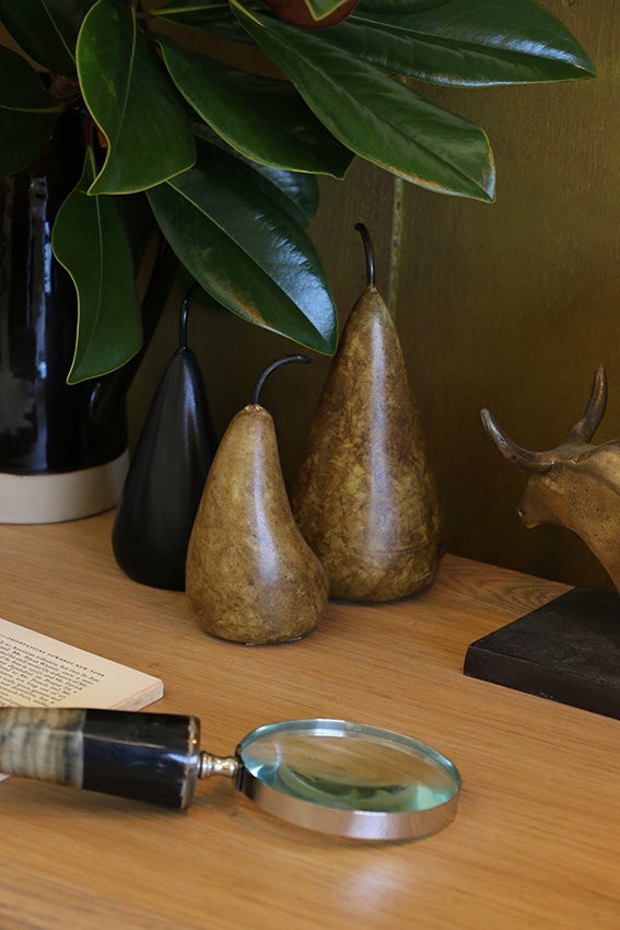 Medium Marble Decorative Pear in Black