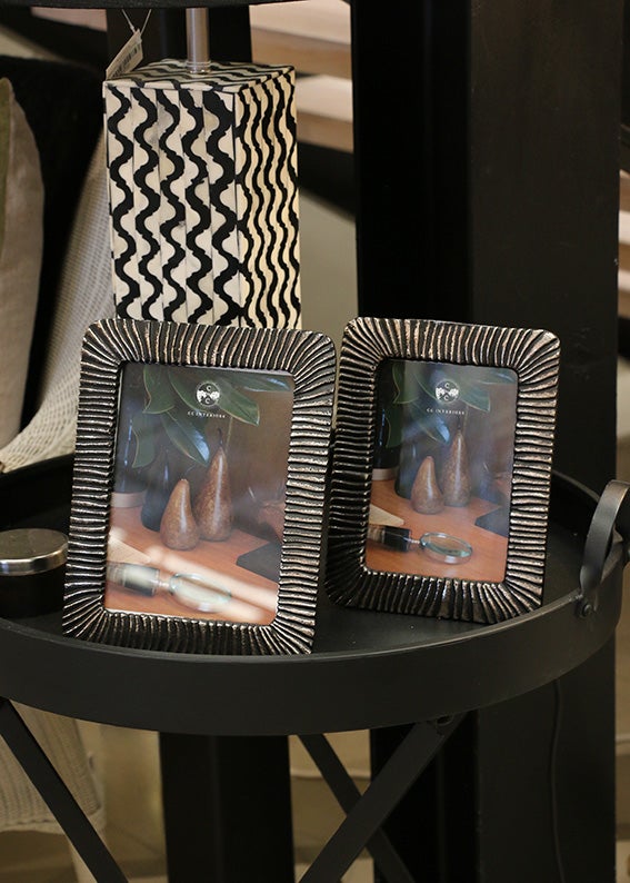 Filette Photo Frame in Bronze Finish 4x6