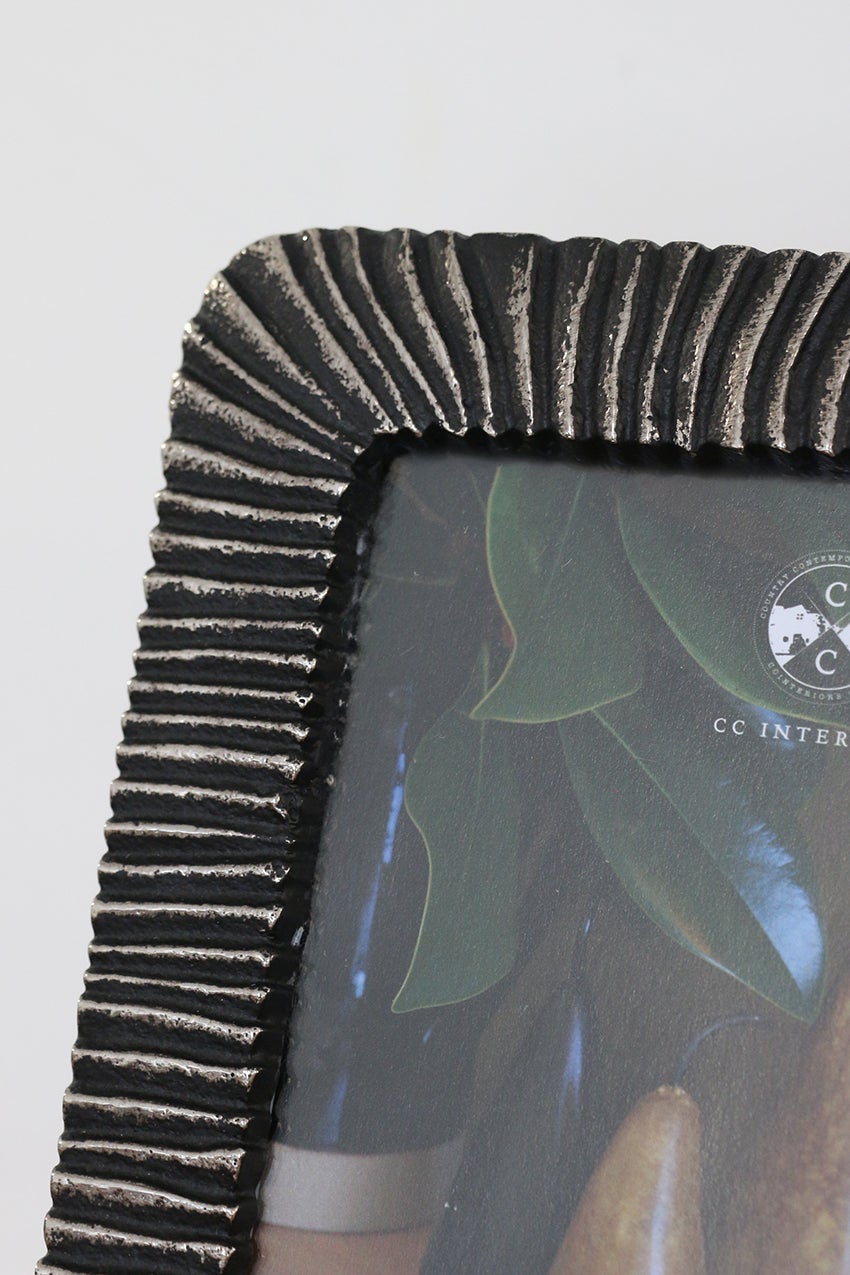 Filette Photo Frame in Bronze Finish 5x7