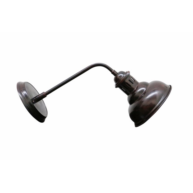 WALL LAMP IN ANTIQUE BRONZE FINISH