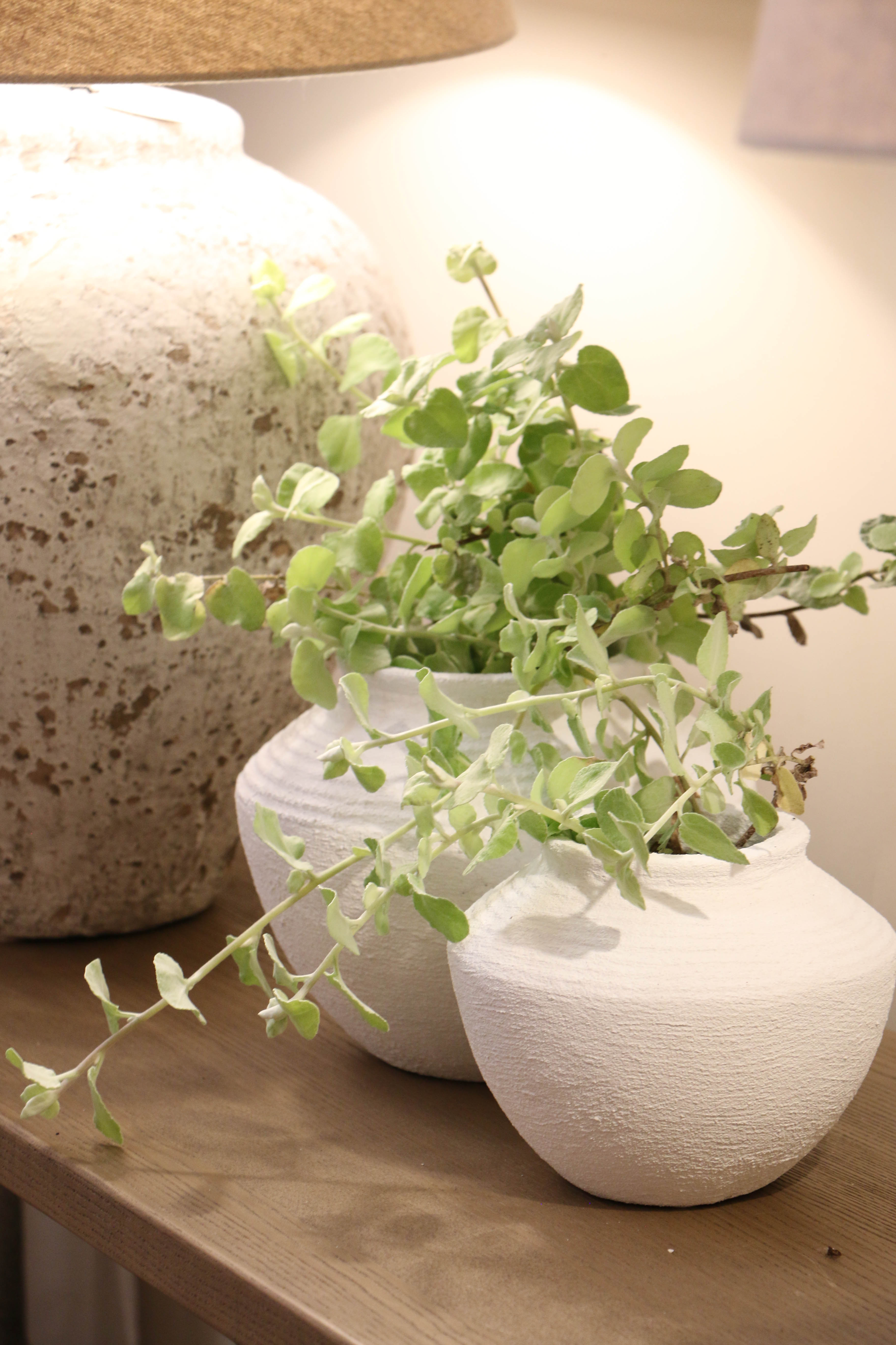 Athena Large Urn in Santorini White