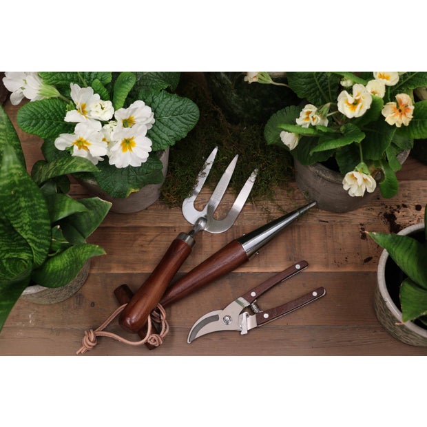 3 PIECE GARDEN TOOL SET STAINLESS STEEL AND WOOD