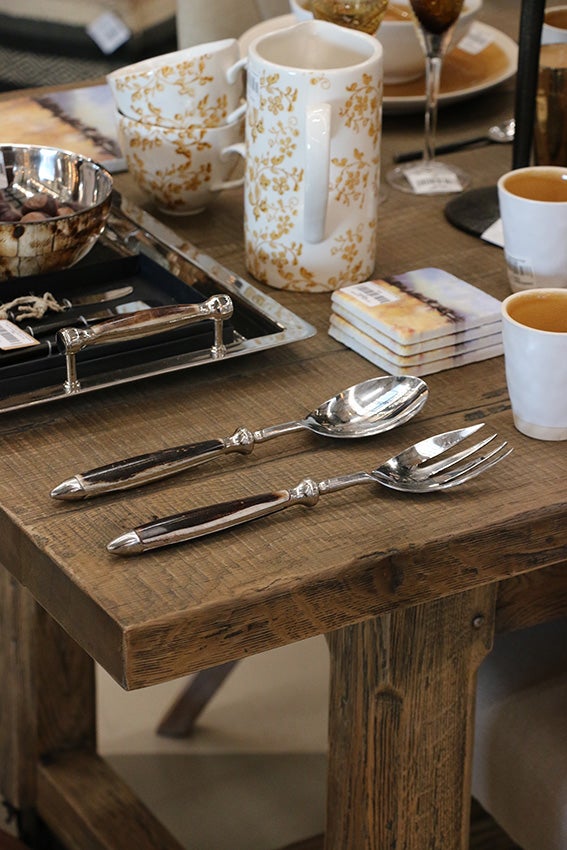 SOHO BONE SALAD SERVERS (2PC PER SET)