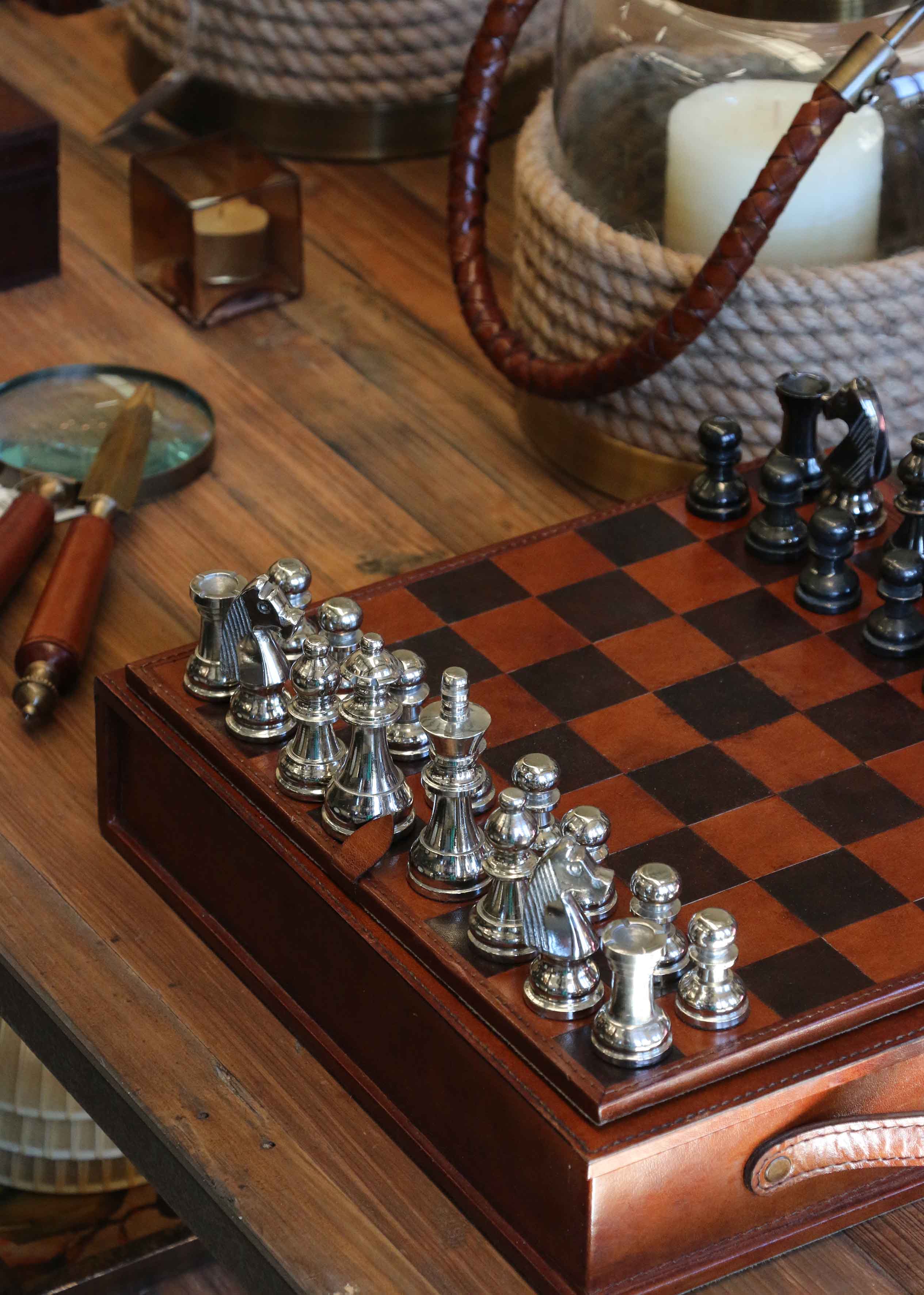LEATHER CHESS SET