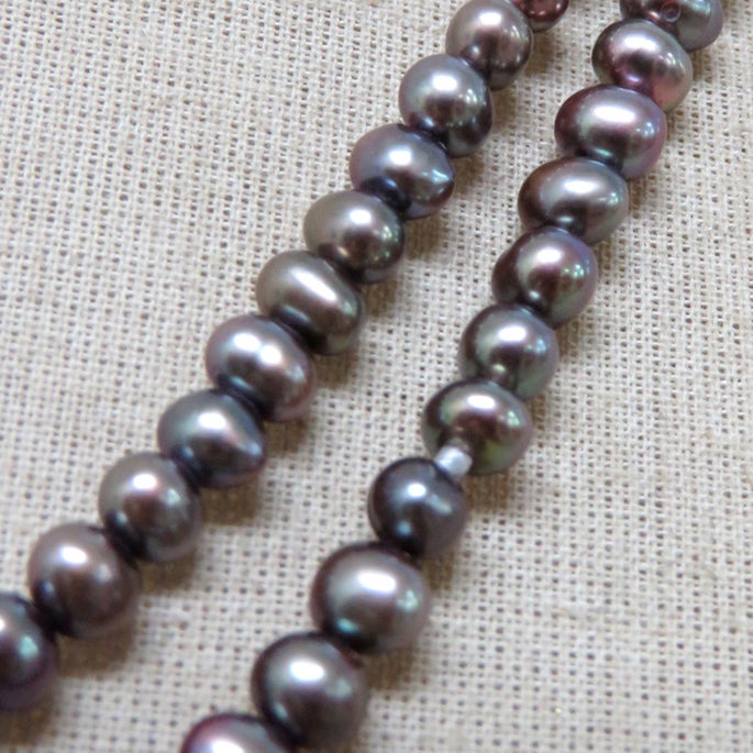 CINNAMON PETITE POTATO SHAPE PEARL NECKLACE 4-5MM