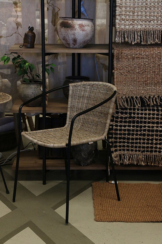 Rakino Dining Arm Chair (Stackable)