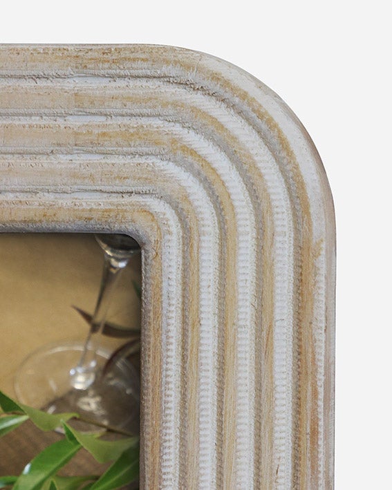 Wooden Photo Frame with Ridged Detail 5x7