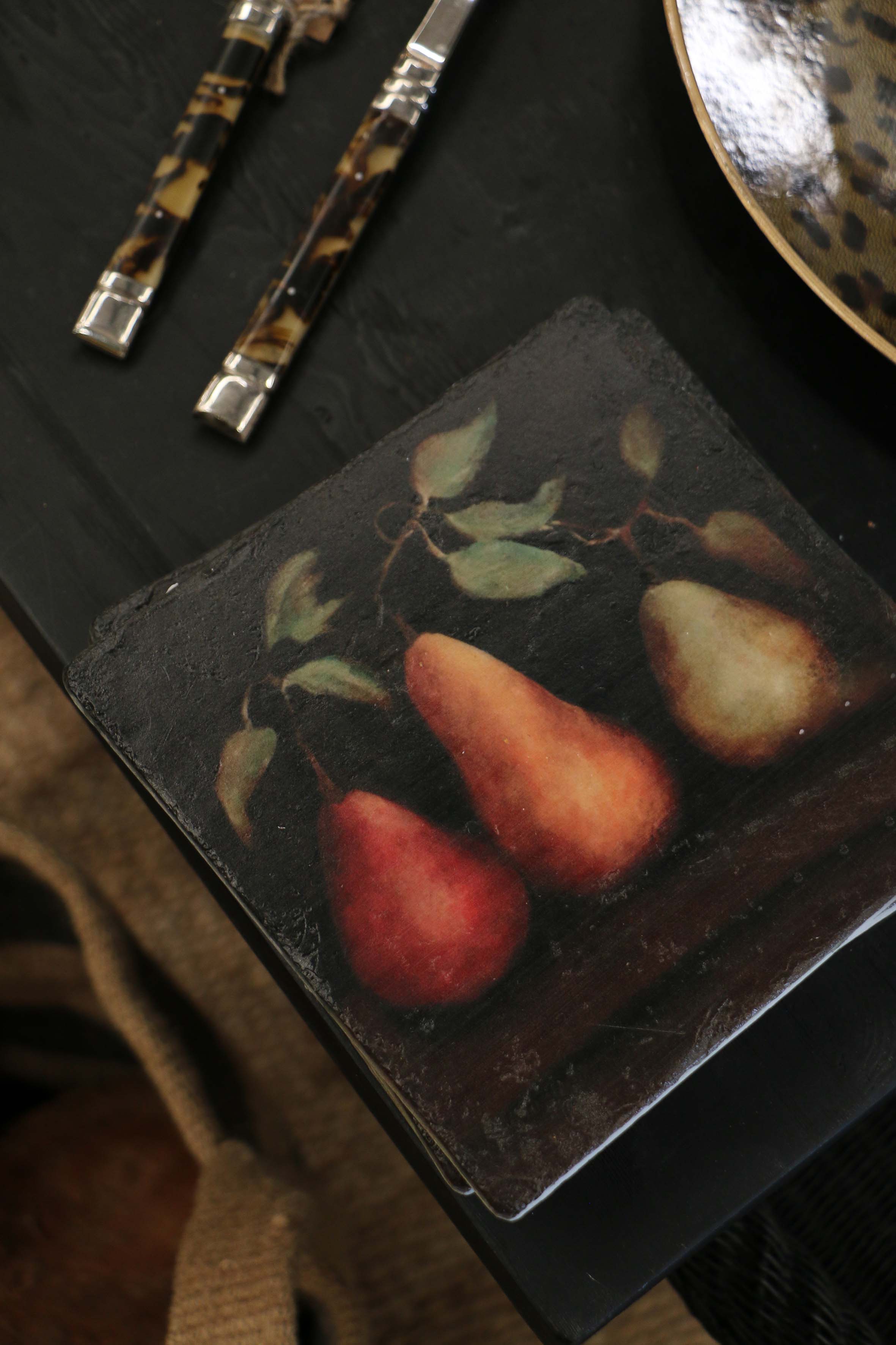 Raphael Pear Trivet