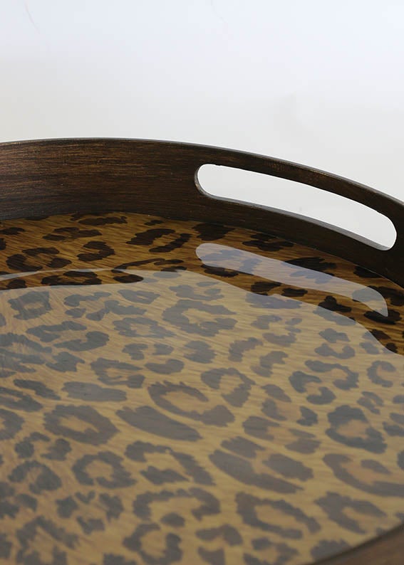 ROUND LEOPARD PRINT TRAYS
